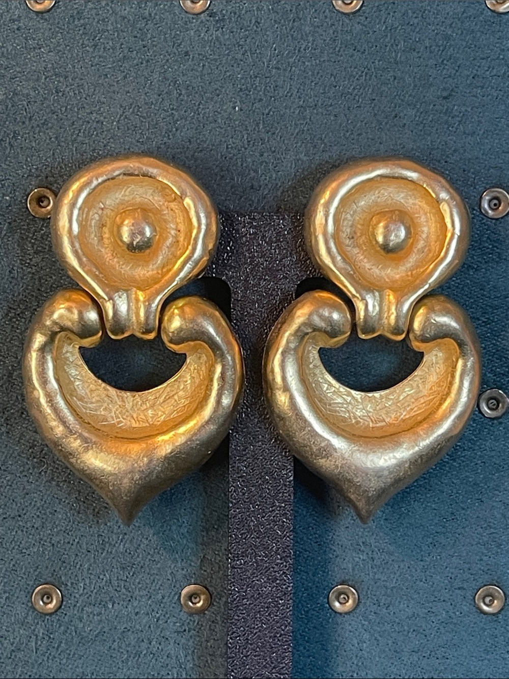 Vintage Anne Klein Runway Aesthetic Gold-Tone Door-Knocker Clip On Earrings